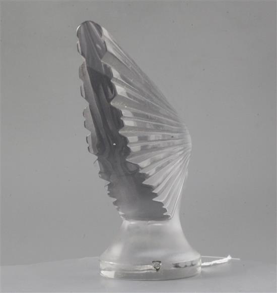 Victoire/Victory or Spirit of the Wind. A glass mascot by René Lalique, introduced on 18/4/1928, No.1147 Height 13.8cm.